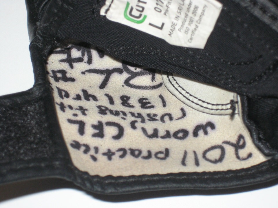 Brandon Whitaker Montreal Alouettes Practice Worn & Signed Black Cutters Gloves - Several Inscriptions! - Image 3