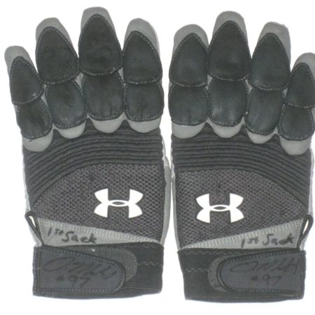 Dean Muhtadi AKA Mojo Rawley 2008 Maryland Terrapins Game Worn & Signed Under Armour Gloves - Worn for 1st Start & Sack!!