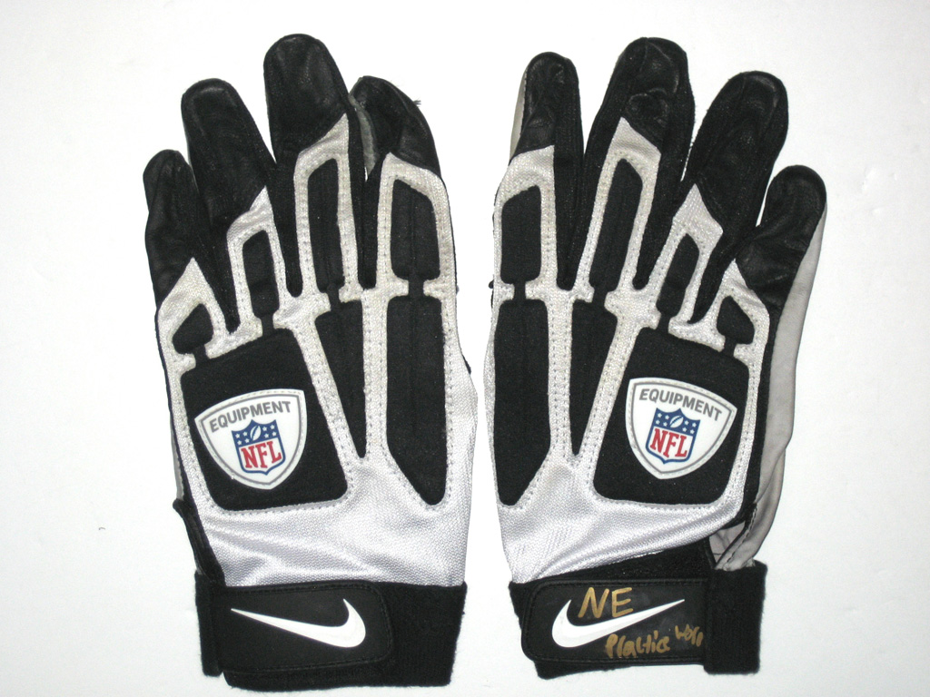 AJ New Patriots Worn Gloves