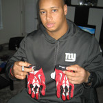 Kerry Wynn New York Giants Rookie Game Worn & Signed Red and White Nike Gloves -Great Use!!!! - Image 7