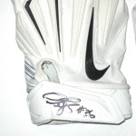 Darrel Young Washington Redskins Practice Worn & Signed White, Silver & Black Nike Gloves - Image 2