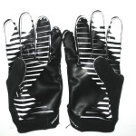 Jay Bromley New York Giants Rookie Game Worn & Signed Black & White Nike Gloves - Image 4