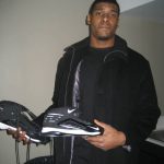 Ramses Barden New York Giants 2009 Rookie Game Worn Black and White Nike Cleats - Image 9