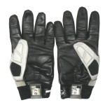 RJ Dill Rutgers Scarlet Knights Game Worn & Signed Black and Gray Nike Gloves - Image 4