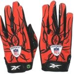 Bubba Ventrone Cleveland Browns Game Worn & Signed Reebok Gloves (Worn Vs Cincinnati Bengals on November 27th, 2011) - Image 5