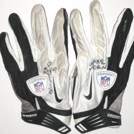 AJ Francis Tampa Bay Buccaneers Game Worn & Signed White, Gray & Black Nike Super Bad XXL Gloves