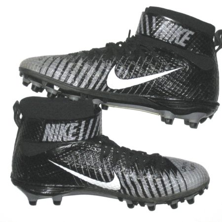 Deon Simon 2016 New York Jets Game Worn & Signed Silver & Black Nike Lunarbeast Elite TD Cleats
