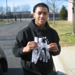 Trevin Wade New York Giants Game Worn & Signed Nike Gloves - Worn In 17-6 Win Vs Detroit Lions on December 18th, 2016 - Image 7