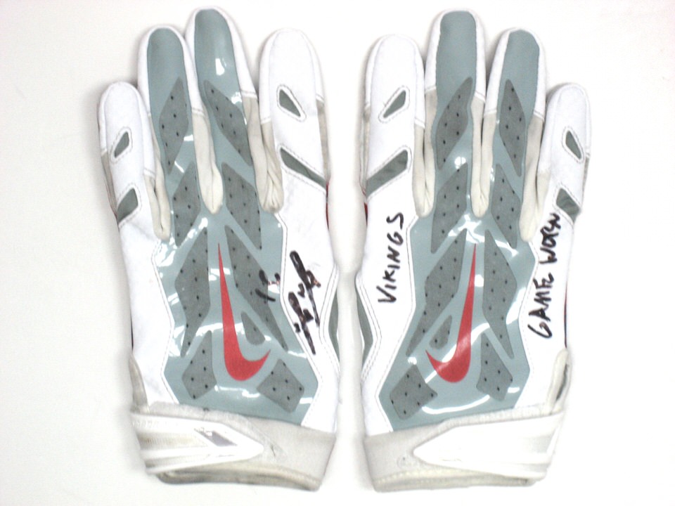 new nike gloves football