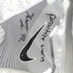 Kerry Wynn New York Giants 2017 Practice Worn & Signed White & Silver Nike Gloves - Image 2
