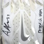 Andrew Adams 2017 New York Giants Practice Worn & Signed White & Silver Nike Vapor Jet Gloves - Image 3
