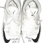 Orleans Darkwa 2017 New York Giants Game Worn & Signed White & Black Nike Cleats - Image 3
