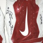 Orleans Darkwa 2017 New York Giants Game Worn & Signed Red & White Nike Vapor Jet Gloves