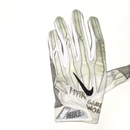 AJ Francis 2017 Washington Redskins Game Worn & Signed White & Black Nike SB4 Glove
