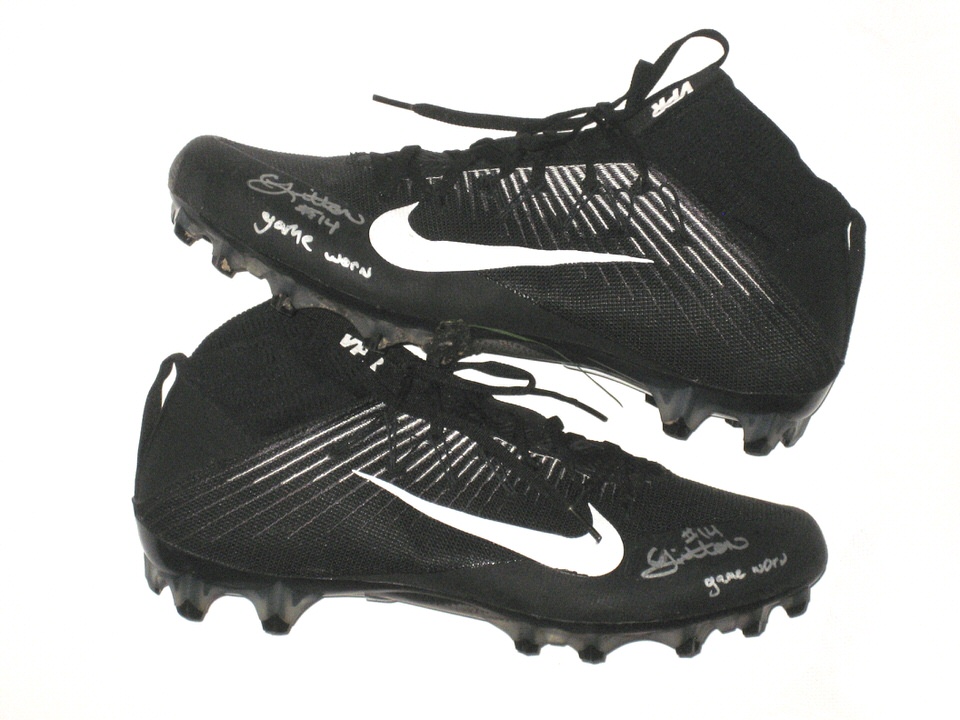 black vapor cleats