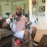AJ Francis with 2018 New York Giants Game Worn & Signed White, Black & Gray Nike Superbad 4.0 3XL Gloves
