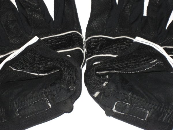 Dario Pizzano 2020 Winnipeg Goldeyes Game Worn & Signed Black & White Franklin Batting Gloves - Image 8