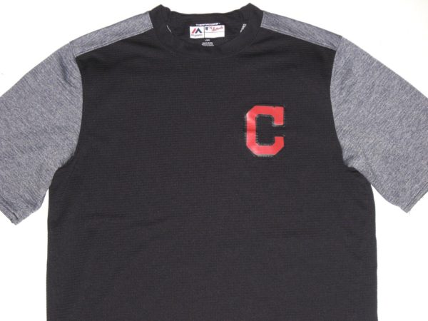 Max Moroff Player Issued Official Navy Cleveland Indians #26 Majestic On-Field Tech Fleece Pullover Sweatshirt