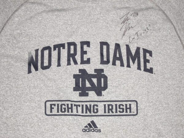 Tommy Kraemer Practice Worn & Signed Official Grey Notre Dame Fighting Irish Adidas 2XL Shirt