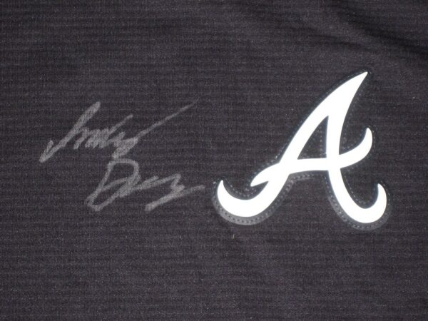 Indigo Diaz Team Issued & Signed Official Atlanta Braves Majestic Therma Base Pullover XXL Sweatshirt