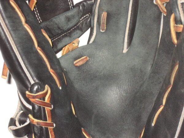 Luke Waddell Georgia Tech Yellow Jackets Game Worn & Signed Black Marucci Baseball Glove