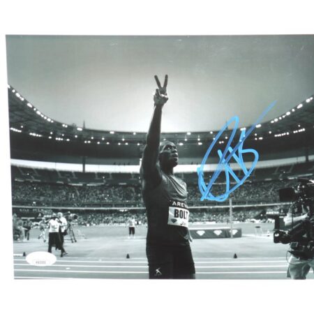 Usain Bolt Autographed Signed Paris MEETING AREVA 100 Metres 8 x 10 Photo