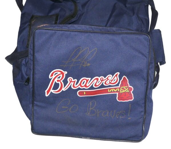 Rusber Estrada Team Issued & Signed Official Atlanta Braves Pryor Sports Equipment Bag