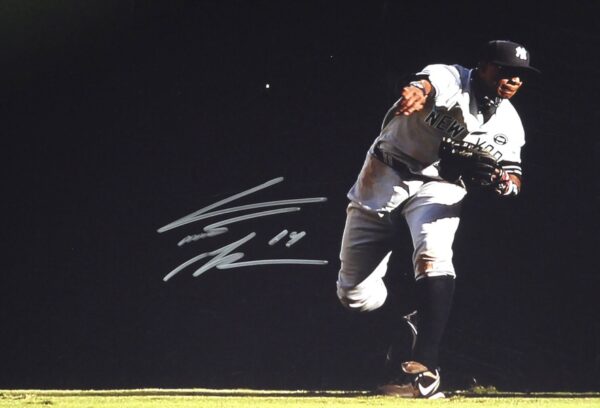 Curtis Granderson Autographed Signed New York Yankees 16 x 20 Photo - JSA Hologram