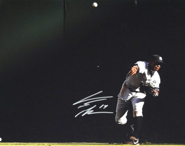 Curtis Granderson Autographed Signed New York Yankees 16 x 20 Photo - JSA Hologram