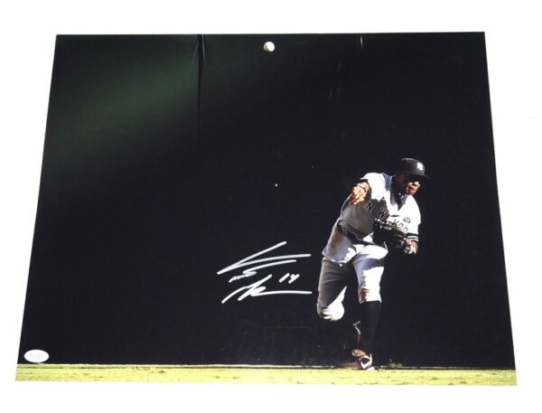 Curtis Granderson Autographed Signed New York Yankees 16 x 20 Photo - JSA Hologram
