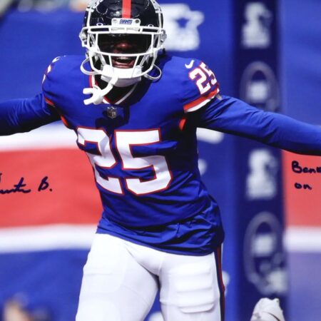 Deonte Banks Signed Autographed New York Giants 11 x 14 Photo with Banks Closed on Sundays Inscription - Beckett Witnessed
