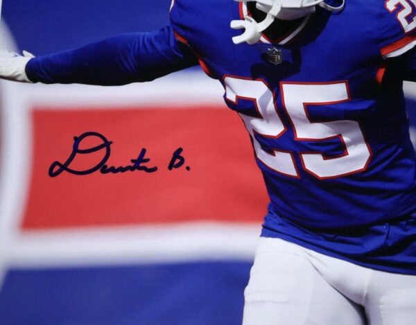 Deonte Banks Signed Autographed New York Giants 11 x 14 Photo with Banks Closed on Sundays Inscription - Beckett Witnessed1