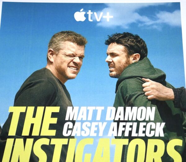 Matt Damon & Casey Affleck Signed Autographed The Instigators 11 x 17 Photo - ACOA