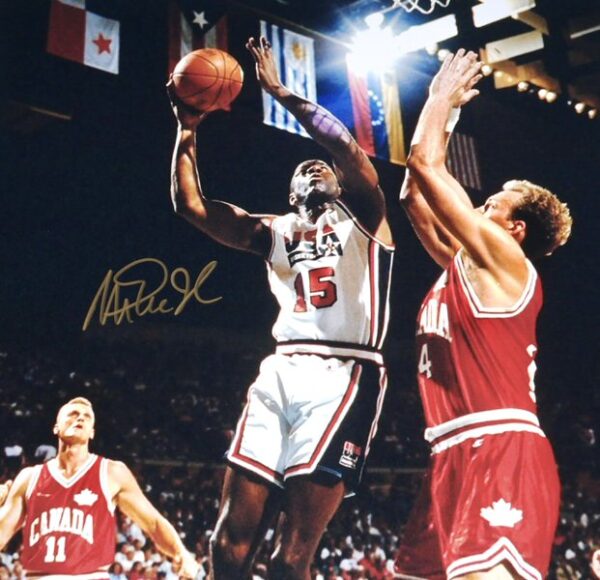 Magic Johnson Los Angeles Lakers Autographed Signed Team USA 16 x 20 Photo - Beckett Witnessed