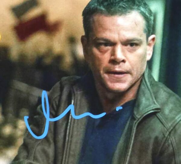 Matt Damon Autographed Signed Jason Bourne 'The Bourne Identity 8 x 10 Photo - JSA Hologram