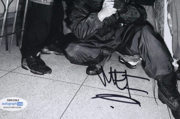 Method Man Autographed Signed 8 x 10 Photo - ACOA