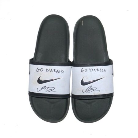 Indigo Diaz 2025 Somerset Patriots Clubhouse Worn & Signed GO YANKEES! Nike Slides