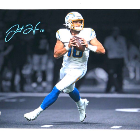Justin Herbert Signed Los Angeles Chargers Dropback 16 x 20 Photo - Beckett Witnessed