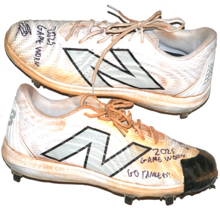 Indigo Diaz 2025 Somerset Patriots Game Worn & Signed GO YANKEES! White & Silver New Balance FuelCell Baseball Cleats