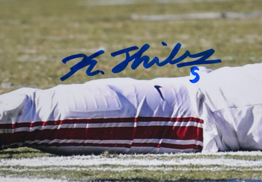 Kayvon Thibodeaux Signed New York Giants 11 x 14 Photo - Beckett Witnessed