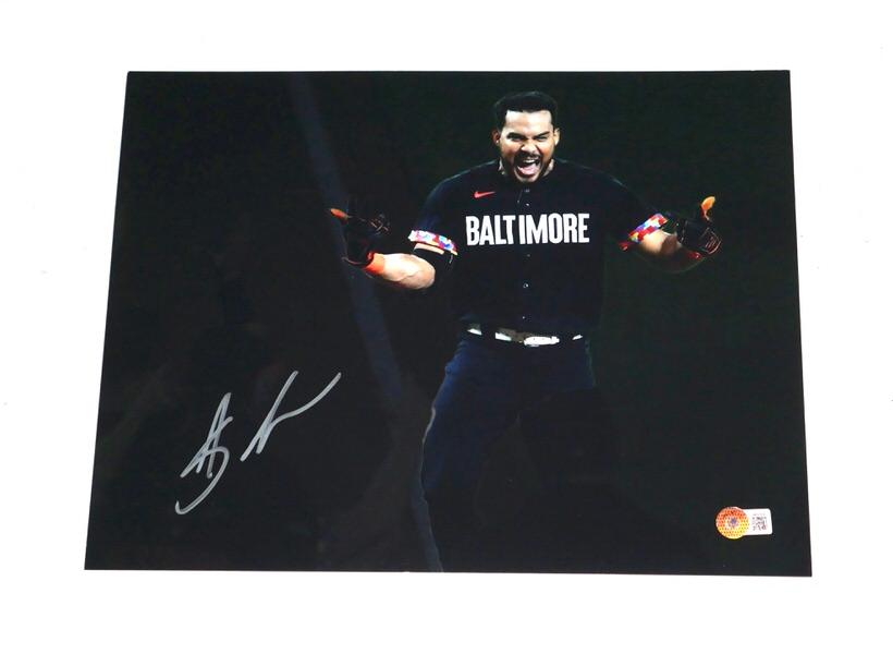 Anthony Santander Signed Baltimore Orioles 11x14 Photo (Silver Ink - Beckett Witnessed)