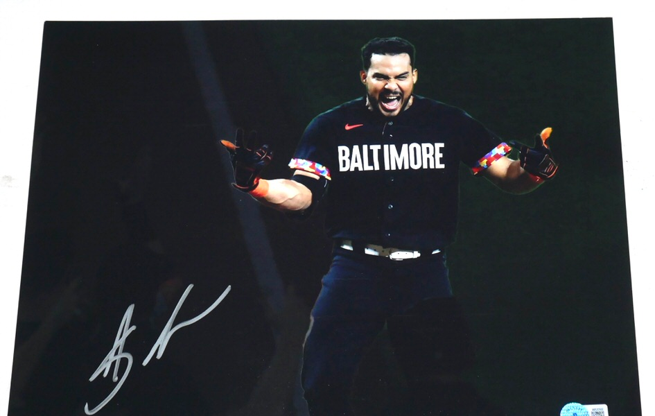 Anthony Santander Signed Baltimore Orioles 11x14 Photo (Silver Ink - Beckett Witnessed)