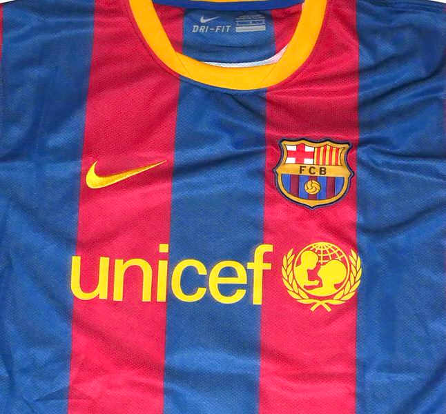 David Villa Signed F.C. Barcelona #7 Nike Authentic Jersey - Beckett Witnessed