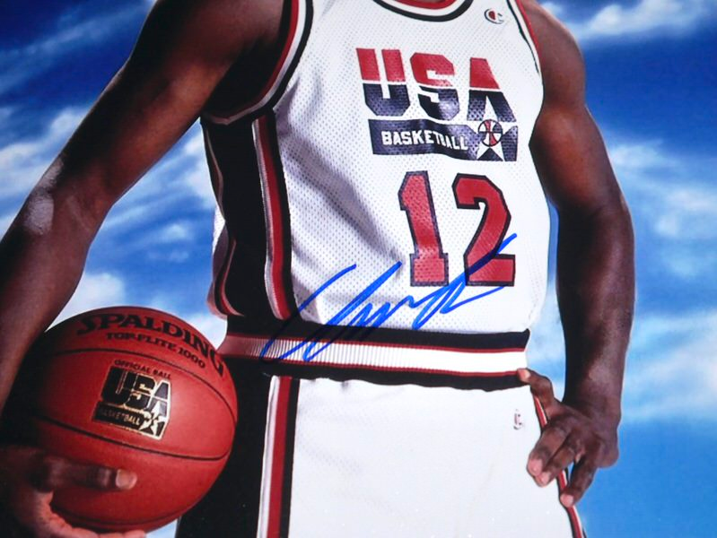 Dominique Wilkins Signed Autographed 1994 Team USA 8 x 10 Photo - Wilder Side of Sports