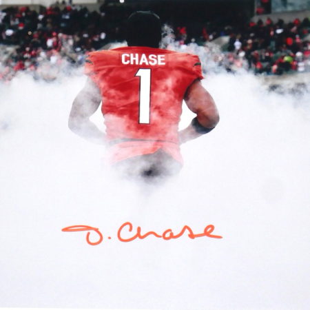 Ja'Marr Chase signed Cincinnati Bengals 11 x 14 Photo JSA COA