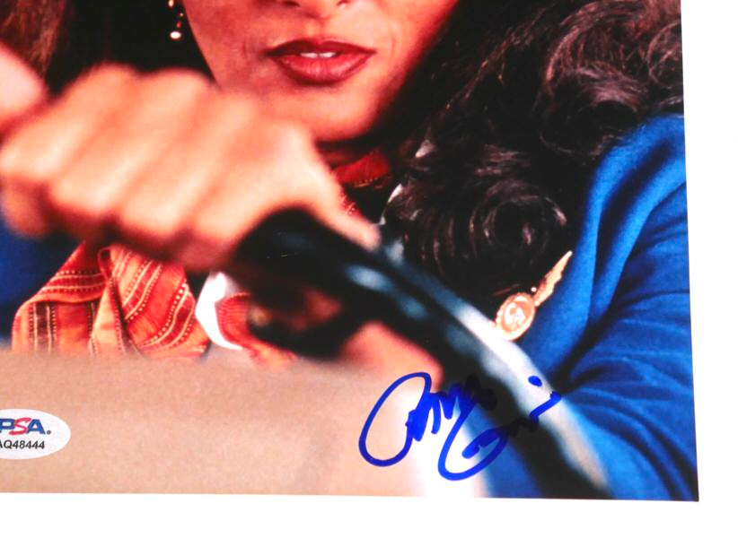 Pam Grier Signed Jackie Brown 8x10 Photo Autograph PSA DNA Certified