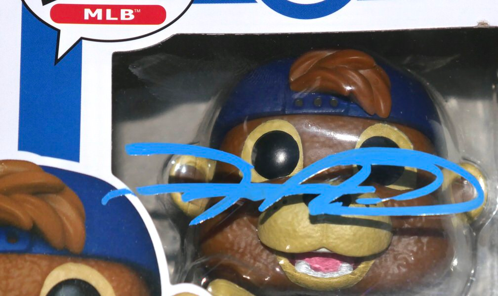 Sammy Sosa Signed Chicago Cubs Clark Funko Pop Vinyl Figure #21 JSA Witnessed