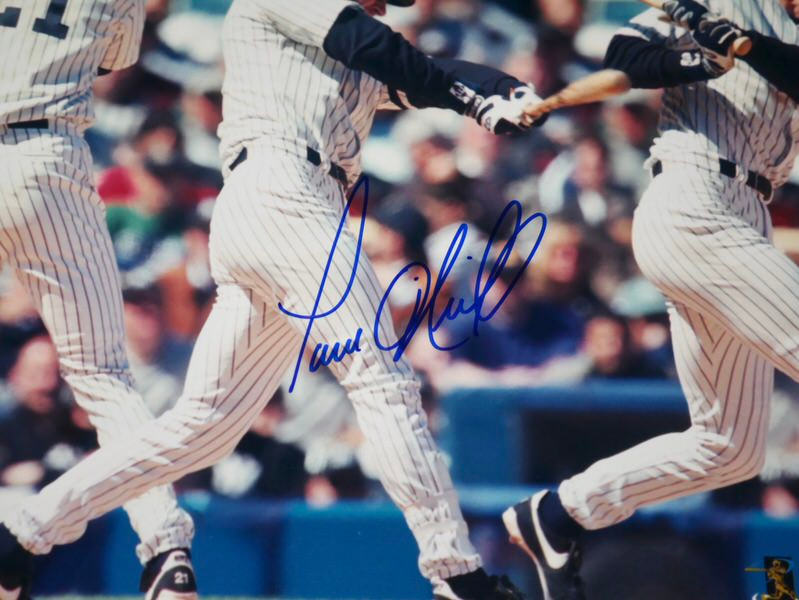 Paul O'Neill Signed New York Yankees 8 x 10 Photo - JSA COA
