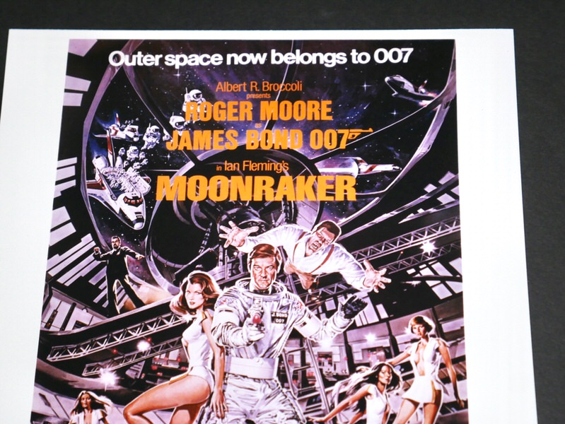 Roger Moore Signed James Bond Moonraker 8x10 Photo (JSA Authenticated)