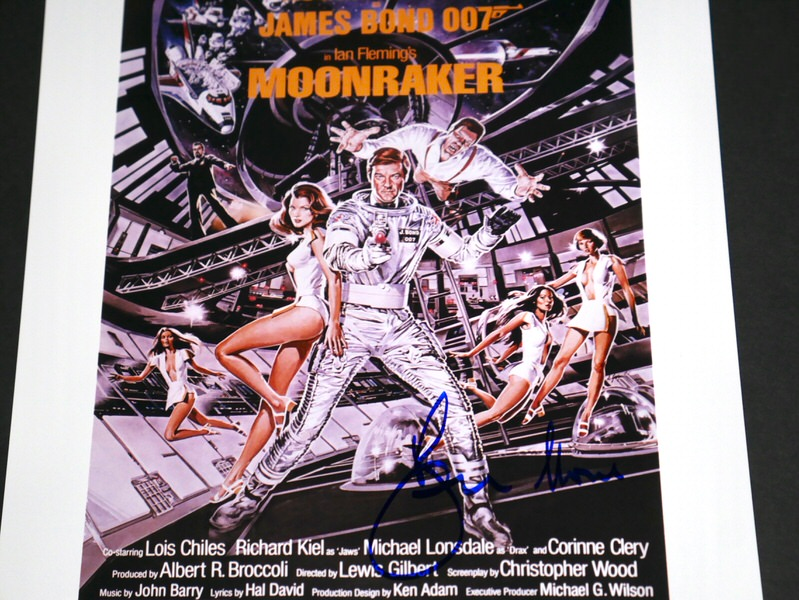 Roger Moore Signed James Bond Moonraker 8x10 Photo (JSA Authenticated)